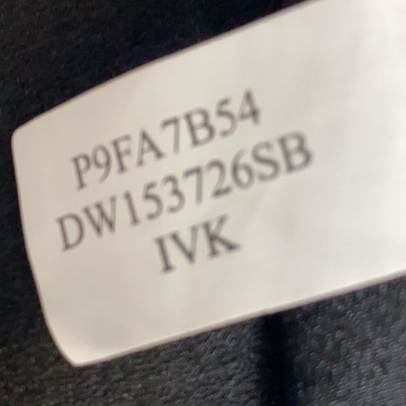 DKNY Colorblocked Top NWOT - Picture 10 of 10